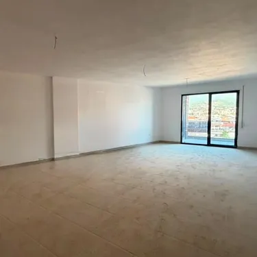 Foto e Apartment në shitje Rruga 5 Maji, Tiranë