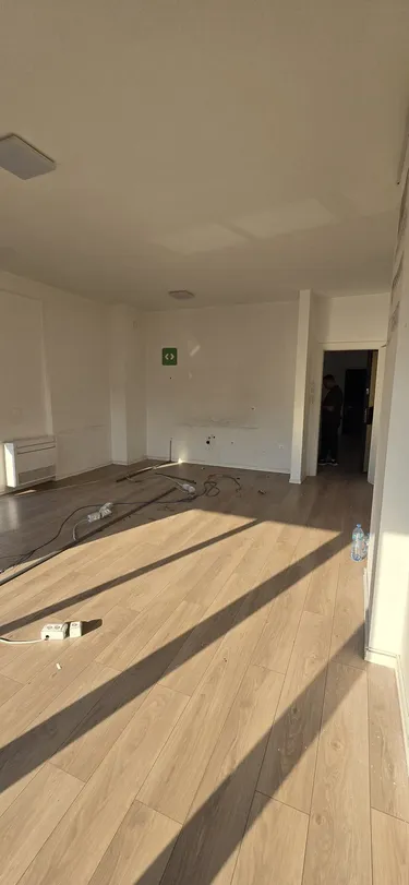 Foto di office in affitto Rruga Mihal Duri, Tiranë