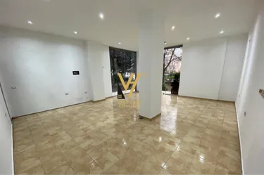 Zdjęcie commercial do wynajęcia Yzberisht, Tiranë