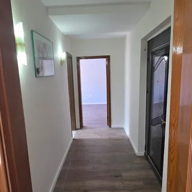 Фото Квартира на продажу Rruga Bardhyl, Tiranë