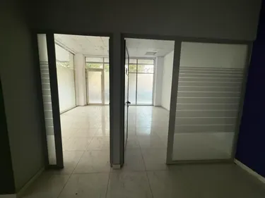 Foto von commercial zur miete Don Bosko, Rruga Panorama, Tirane