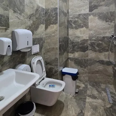 Rruga e Kavajës - photos