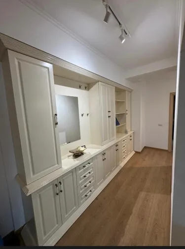 Фото Квартира на продажу Rruga e Kavajës, Tiranë