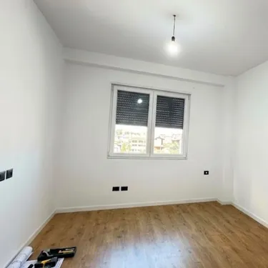 Foto von Wohnung zum verkauf Paskuqan, Tiranë