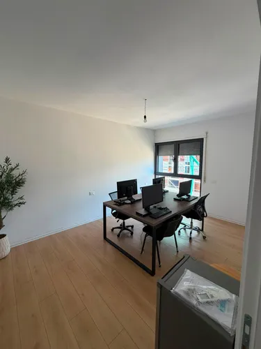 Bulevardi i Ri - photos